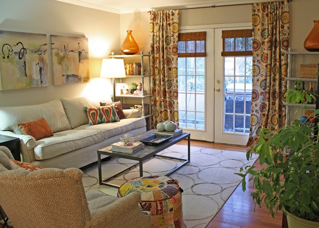[family room[5].jpg]