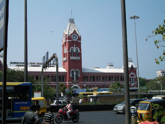 Road View- Station