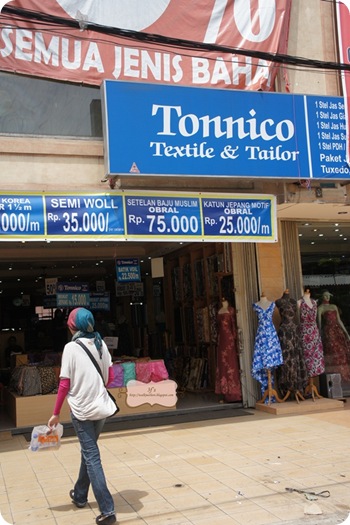 Jakarta 10 083