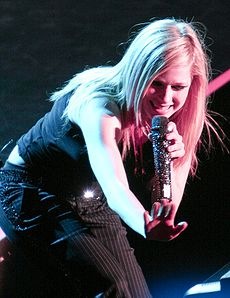 [230px-Avril_Lavigne_cropped[2].jpg]