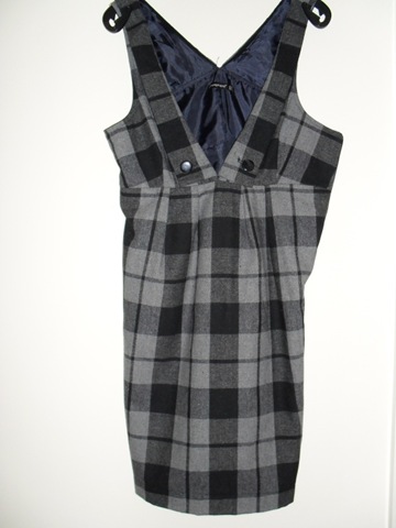 [dress3[2].jpg]