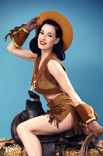 Click to see DITA by Danielle Bedics Feature album...