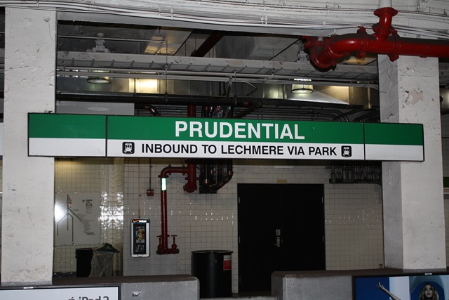 [Boston April 2011 098[2].jpg]