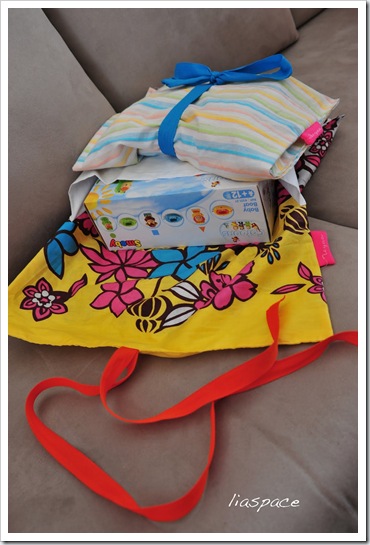 lias space- present bag