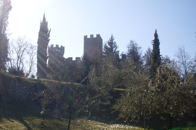 [orrido bellano e castello vezio 111[3].jpg]