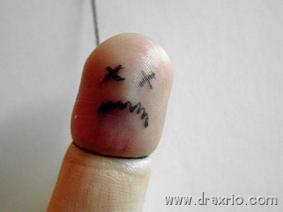 [crazy_fingers_13[10].jpg]