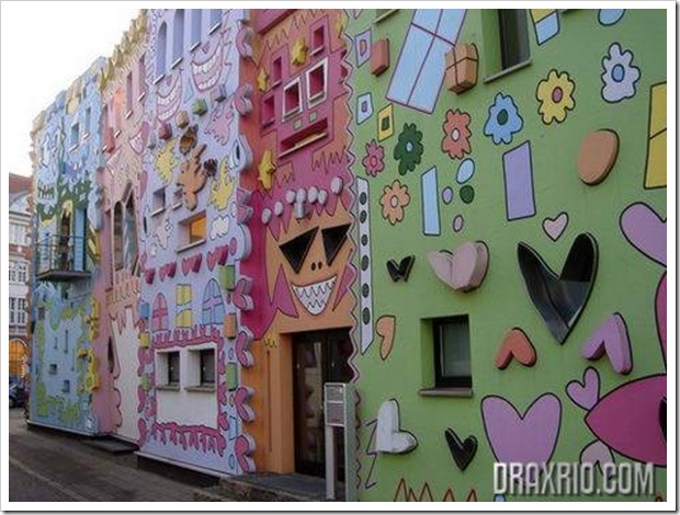 Happy-Rizzi-House5