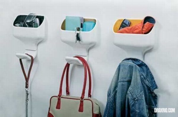 coat_hangers_12