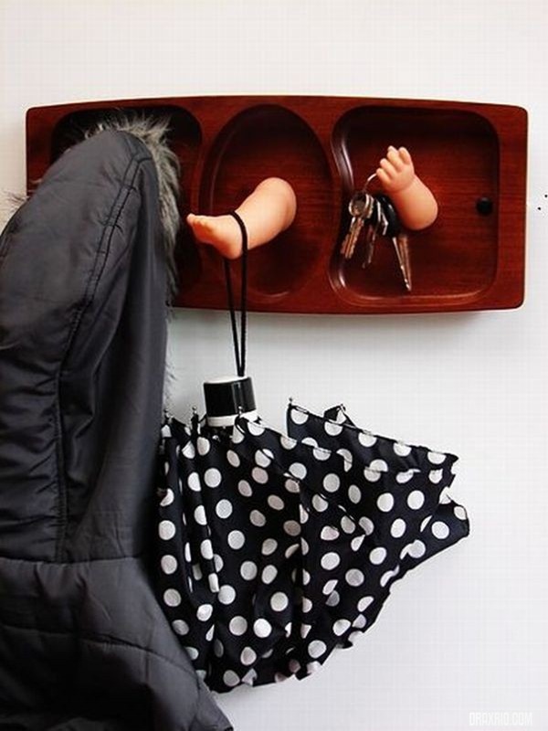 coat_hangers_26