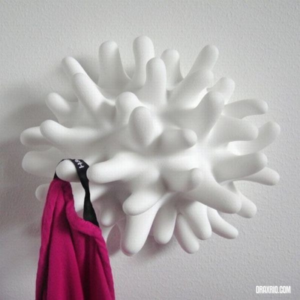 coat_hangers_32