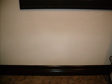 [finisedbaseboards002.jpg]