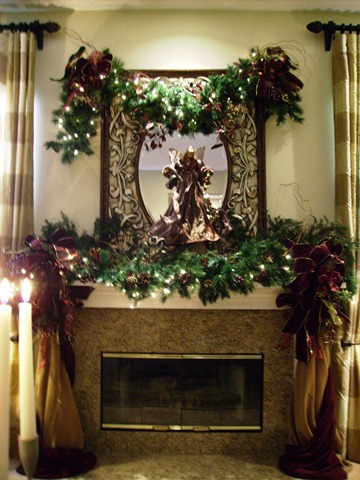 [Barrholidaymantel0092.jpg]
