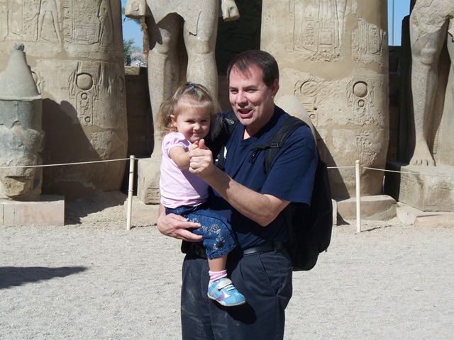 [12-19-2009 042 Rachel & Grandpa, Luxor temple[3].jpg]