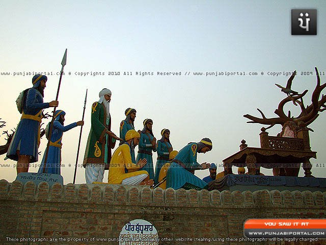 Peer Budhu Shah presenting his 4 sons for the war of Bhangni.
