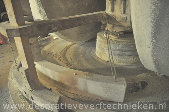 [decoratieve-verftechnieken_verfmolen_close[5].jpg]