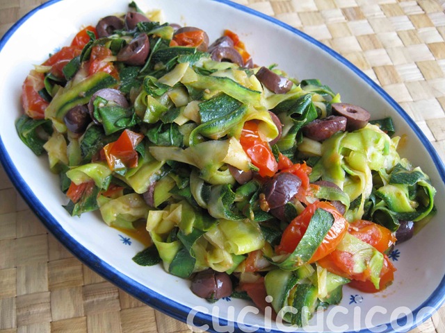 [zucchini ribbons[6].jpg]