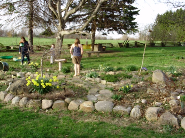[April2010 007[2].jpg]