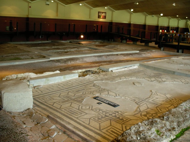 [Fishbourne Roman Palace 025[2].jpg]