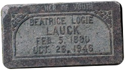 Beatrice Loge headstone
