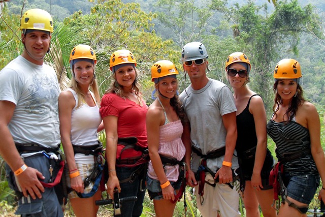 [SinglesCruise09_Jake 093[3].jpg]