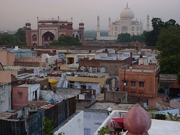 City view with the Taj Mahal in background.