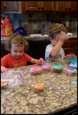 cupcakes with connor and kate