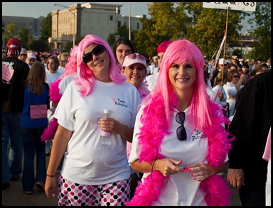 komen pink hair