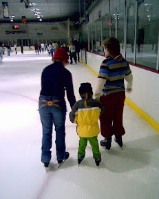 picture of kids iceskating