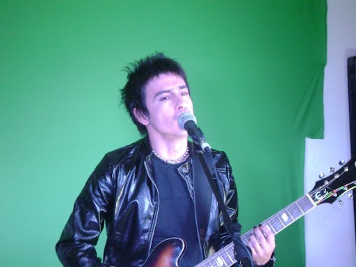 http://lh5.ggpht.com/_C8ENxJsppAs/SxhoTJwwsCI/AAAAAAAAAUk/_e--kujOVVU/13938_1181968987213_1167842659_30459868_4717551_n.jpg