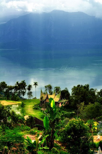 Danau Maninjau