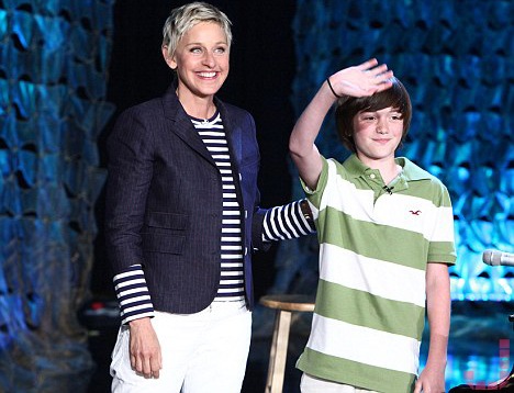 [article-1278314-098D49EA000005DC-847_468x372[3].jpg]