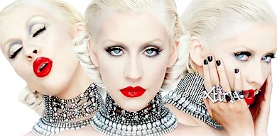 [Christina_Aguilera_Bi_on_ic[3].jpg]