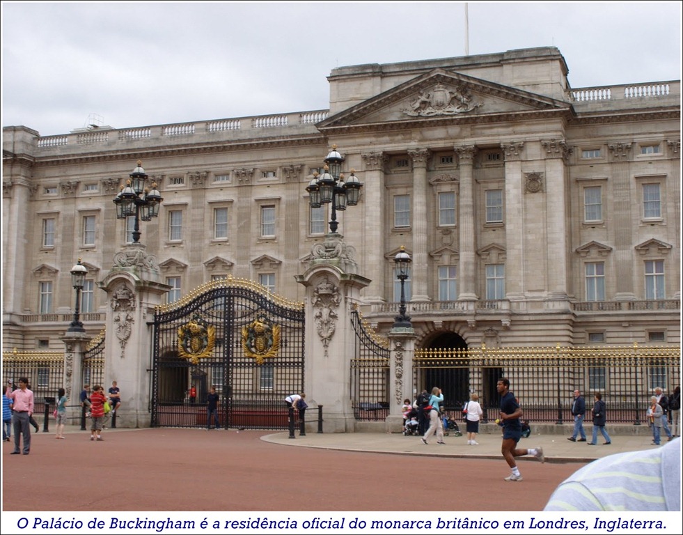 [buckingham palace 1[5].jpg]