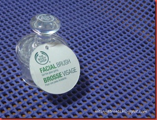 the body shop facial brush with cover,  by bitsandtreats