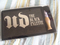urban decay the black palette, by hyphen