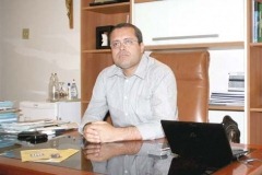 Em seu gabinete, Antônio Marcos falou dos desafios enfrentados para colocar Casimiro na rota do desenvolvimento. Também criticou a oposição do município a quem ele chama de “burra” Em seu gabinete, Antônio Marcos falou dos desafios enfrentados para colocar Casimiro na rota do desenvolvimento. Também criticou a oposição do município a quem ele chama de “burra”