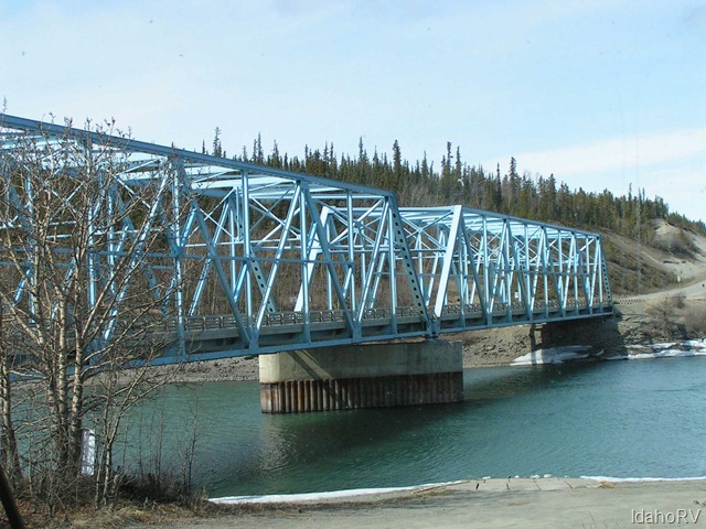 [Yukon-River-Bridge[2].jpg]