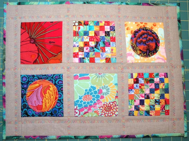 [placemat mini quilt[4].jpg]