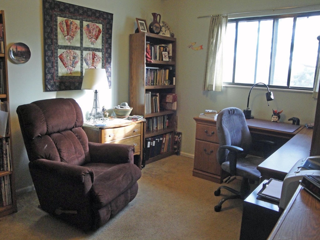 [clean office[3].jpg]