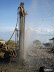 Het water komt uit de borehole Het water komt uit de borehole