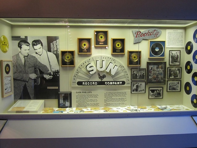 [2010-10 trace,Ala.music Hall of Fame and Elvis Birthplace 048[2].jpg]