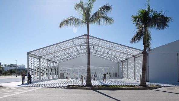 [Moorhead & Moorhead_DesignMiami 2010[3].jpg]