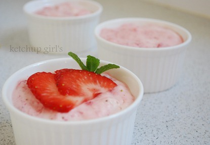 strawberry mousse