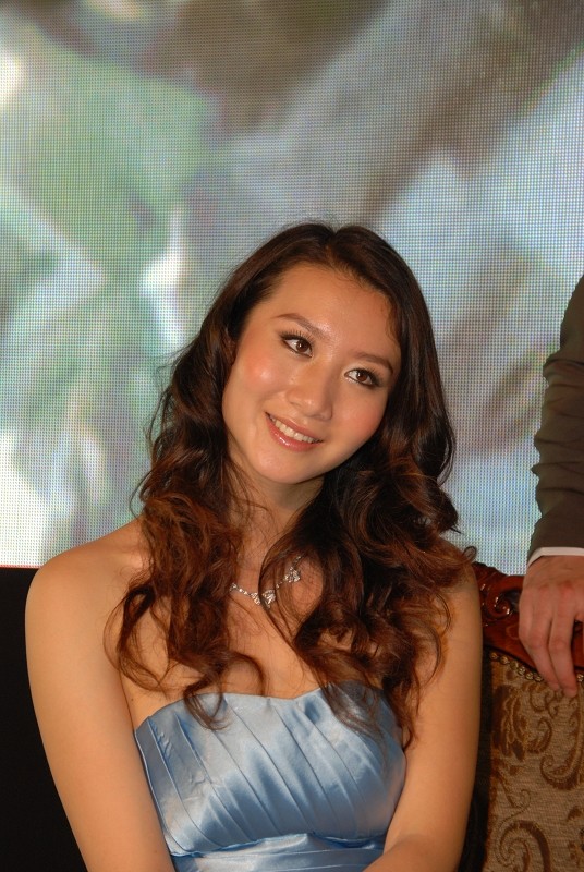 美眉日报 a3769172 s P&E 2009 展会美女模特