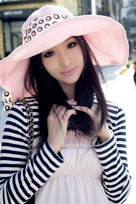 美眉日报 b8b32a30 ee83 4e9a 9582 e2405ab19813 王心然~美腿诱惑