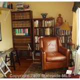 18 Phelps Rd, Middletown, RI