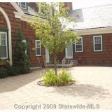18 Phelps Rd, Middletown, RI