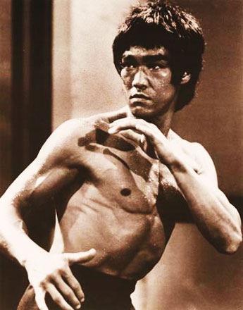 bruce lee patada