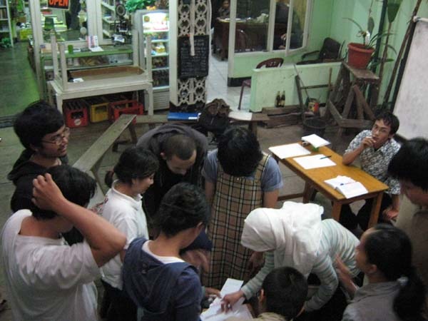 [sikerumunan4.jpg]