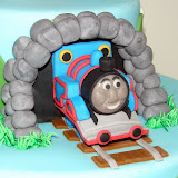 Thomas the Train Cake 095.JPG